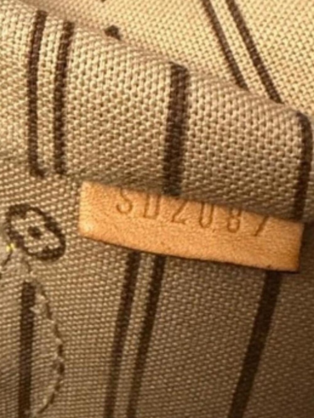 Authentic Louis Vuitton Neverfull GM Large Monogram Canvas Leather Tote Bag - Picture 2 of 8